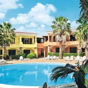 Aparthotel Green Village, Palau